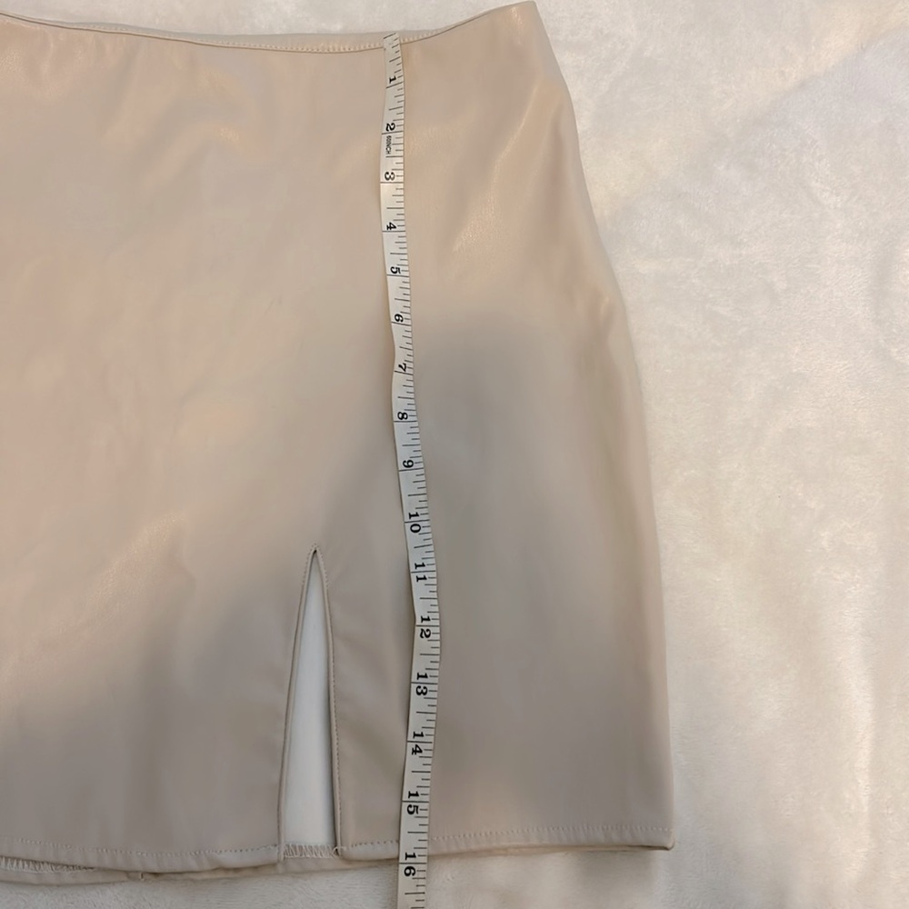 Medium leather skirt